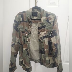 Lucky Brand Camo Jacket Size Med